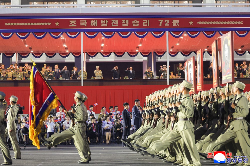 28-조국해방전쟁승리72돐 성대히 경축
